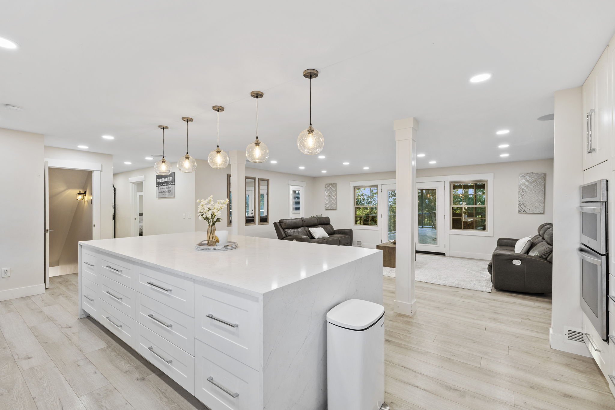 3225 Snow Rd, Anderson, South Carolina 29621, 6 Bedrooms Bedrooms, ,5 BathroomsBathrooms,Single Family,For Sale,Snow Rd,1093